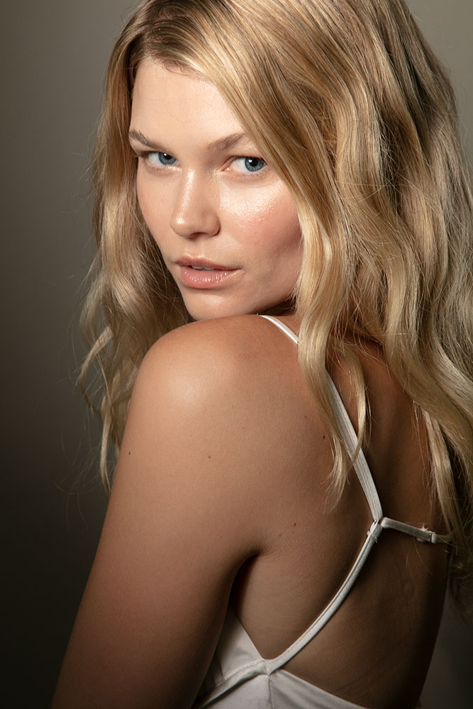 Editorial portrait by Ken Weingart